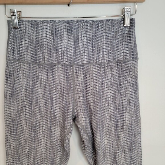 Lululemon Wunder Under Hi Rise Crop 21" Size 10 Luon Arrow Jacquard Battleship - Picture 4 of 8